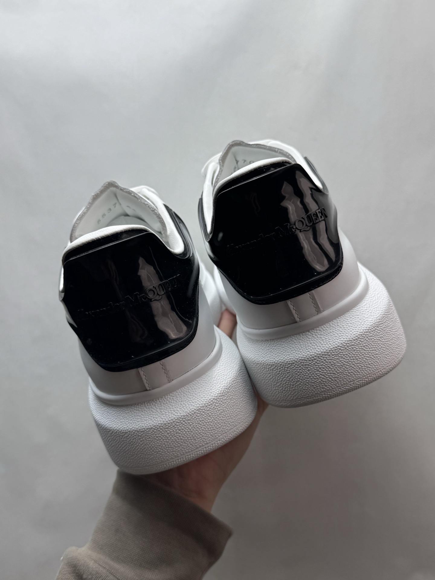 Men Women size 35-45 A*lexander M*cqueen Sneaker Top Quality 1:1