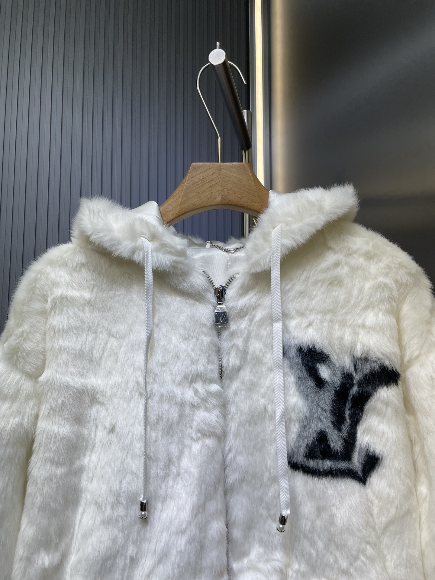 L*V Louis Vuitt*on Top Quality 1:1 Jacket