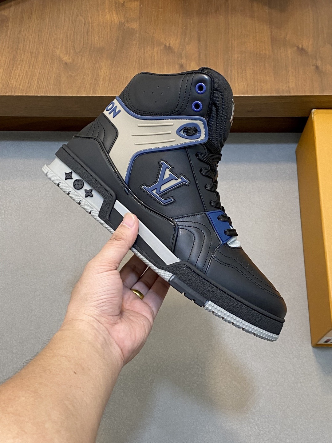 Men L*ouis V*uitton Top Sneaker L*V Shoes