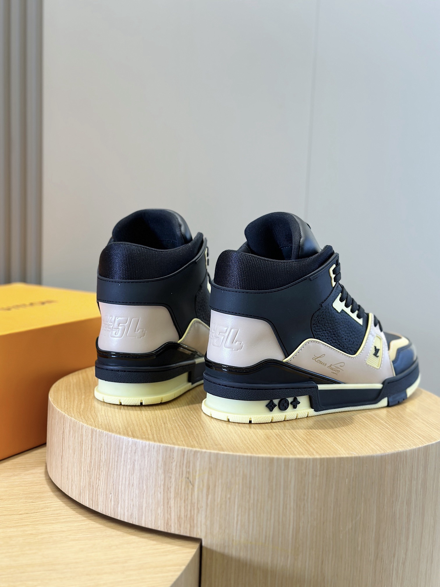 Men L*ouis V*uitton Top Sneaker L*V Shoes