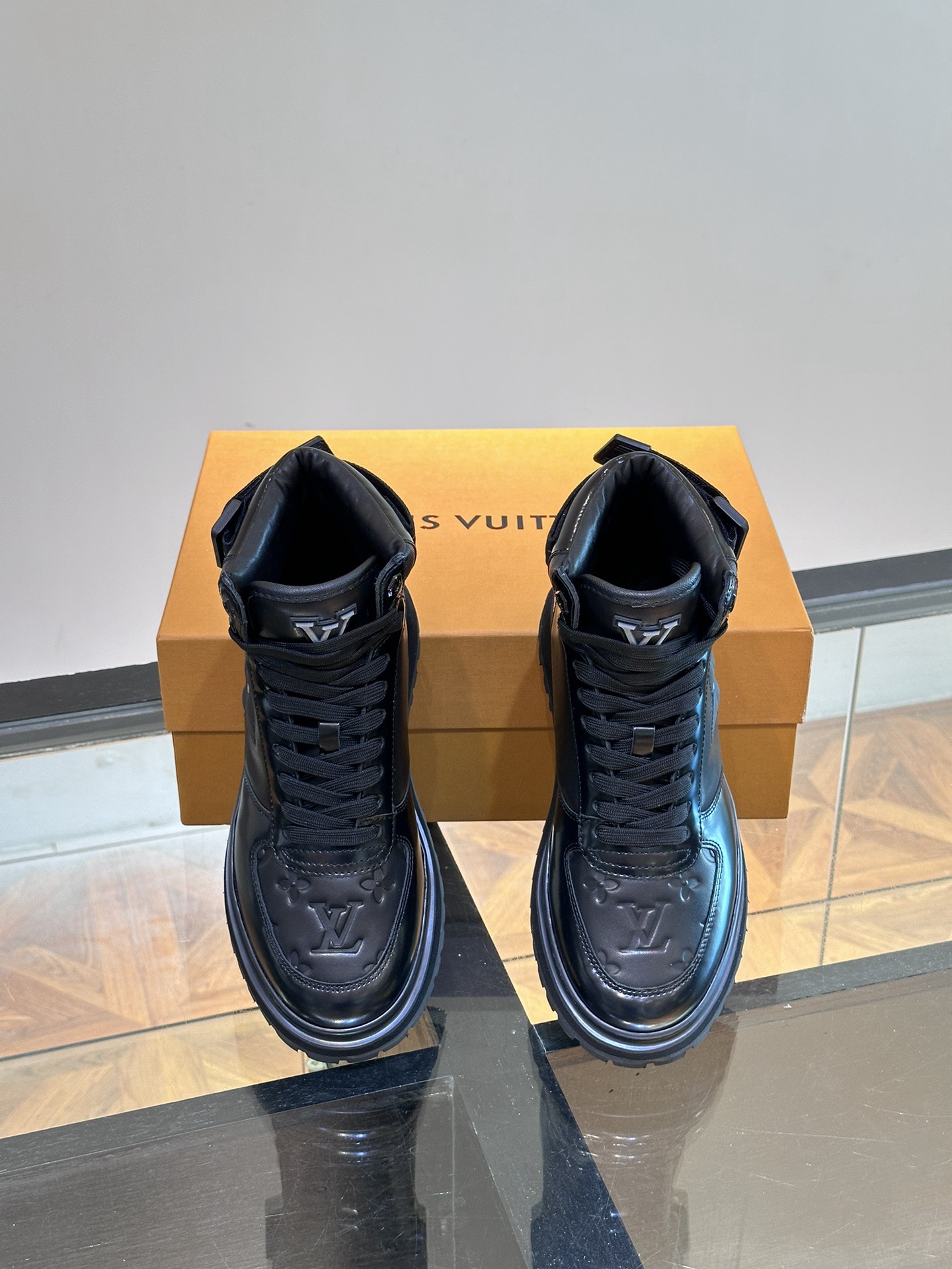 Men L*ouis V*uitton Top Sneaker L*V Shoes