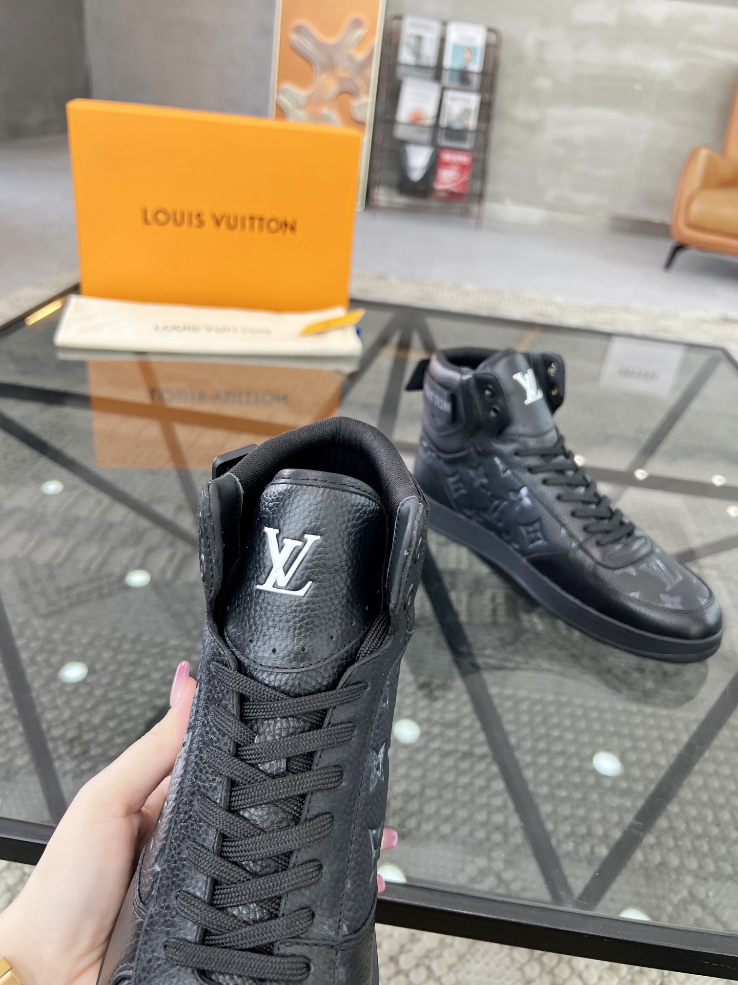 Men L*ouis V*uitton Top Sneaker L*V Shoes