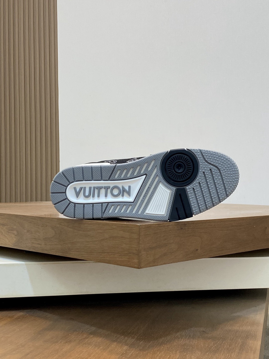 Men L*ouis V*uitton Top Sneaker L*V Shoes