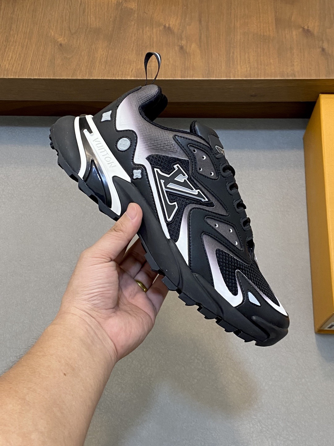 Men L*ouis V*uitton Top Sneaker L*V Shoes